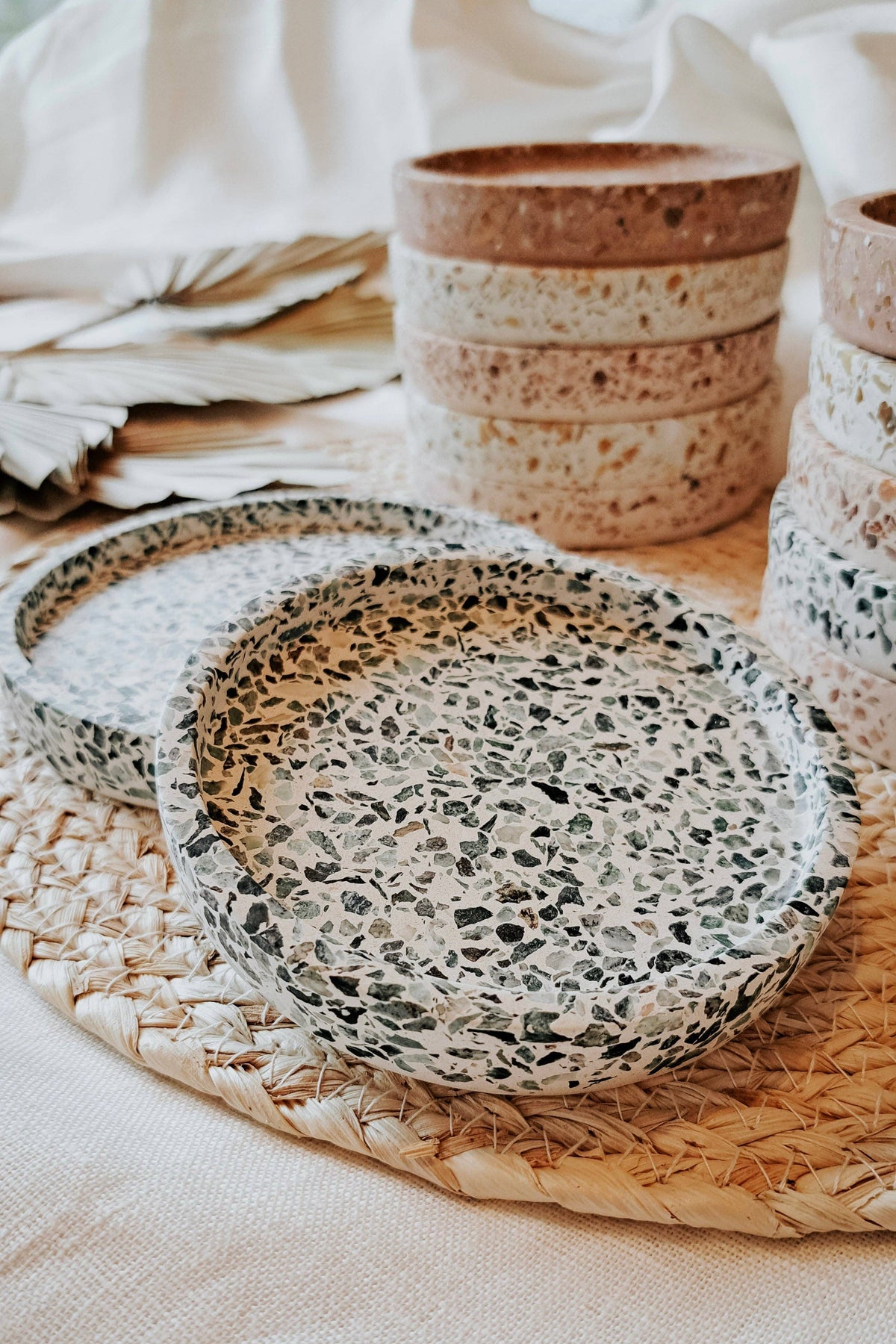 Round Tray - Elba Collection
