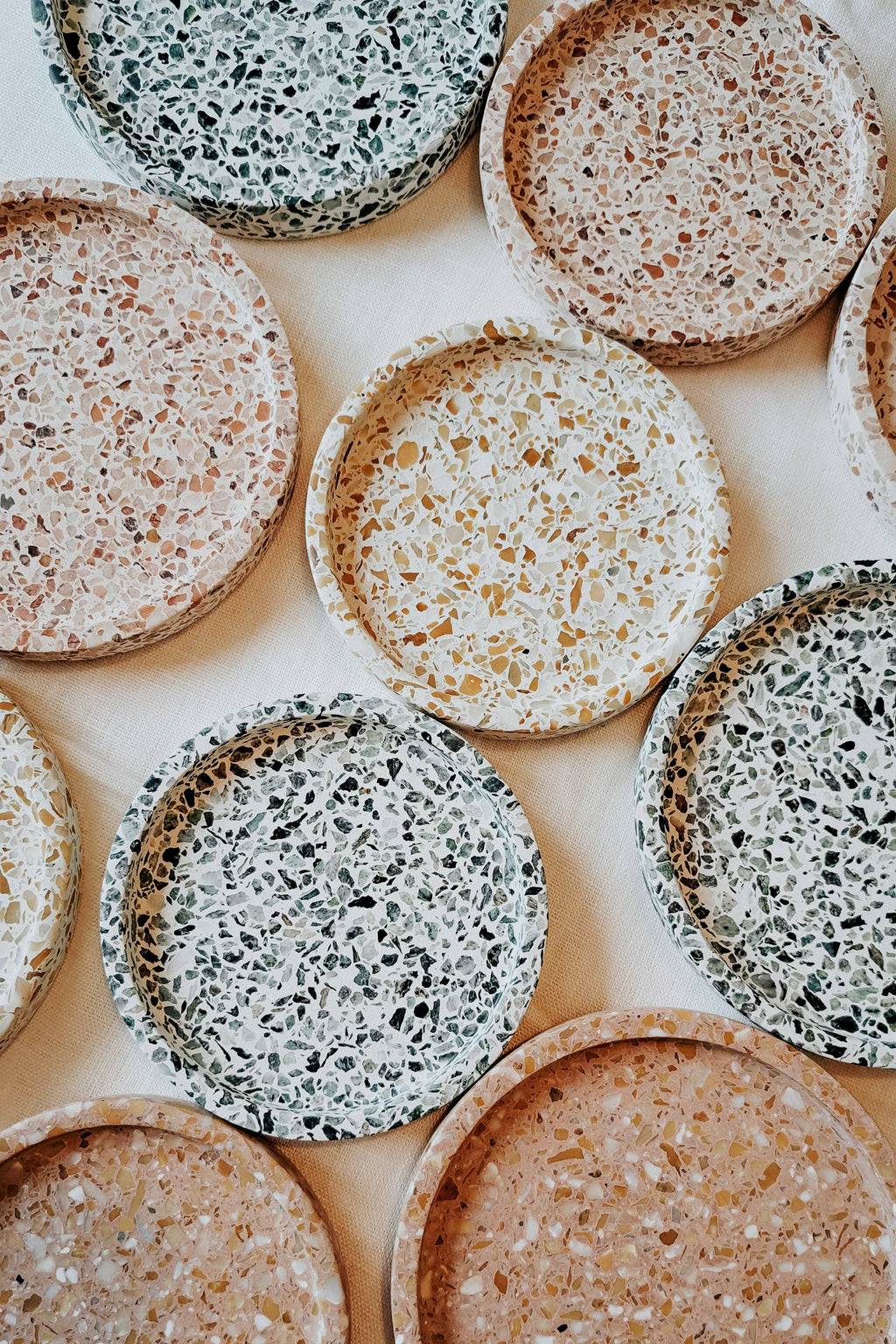 Round Tray - Roma Collection