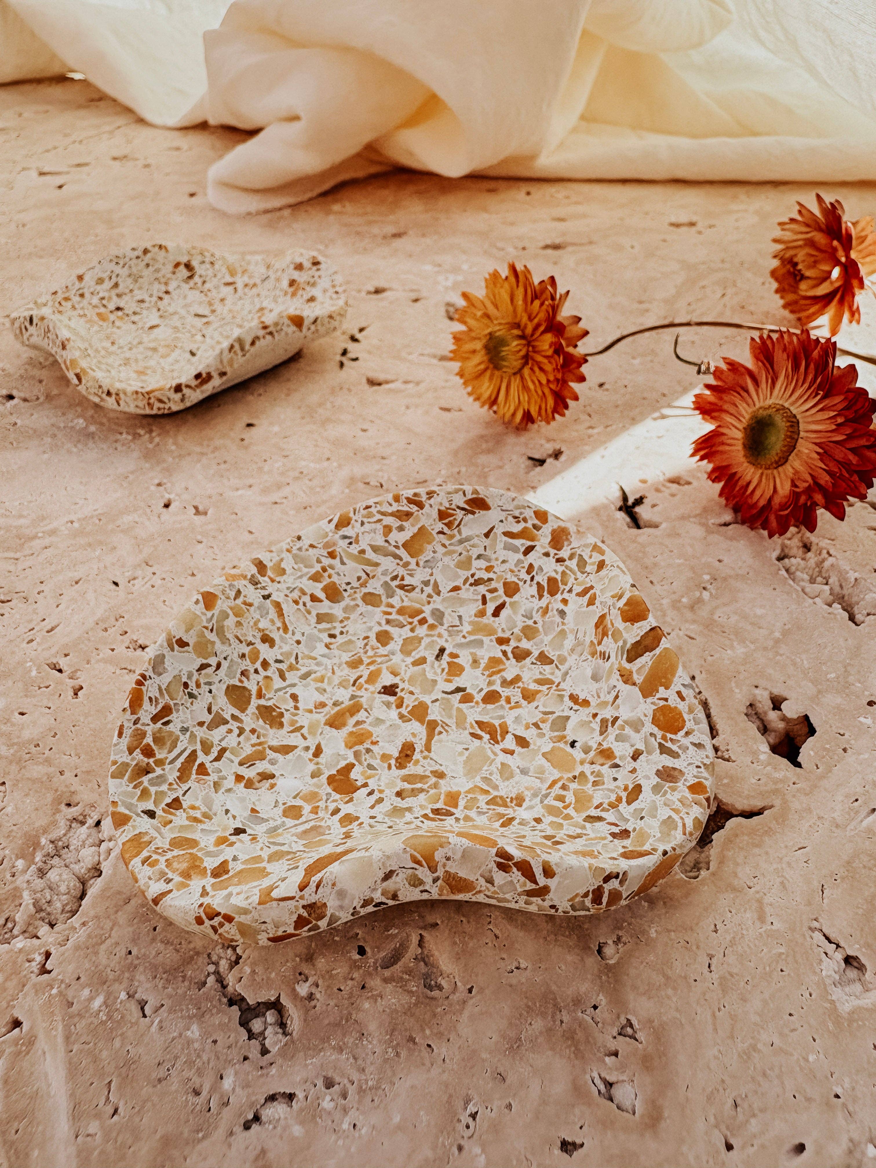 Small Organic Dish - Siena Collection